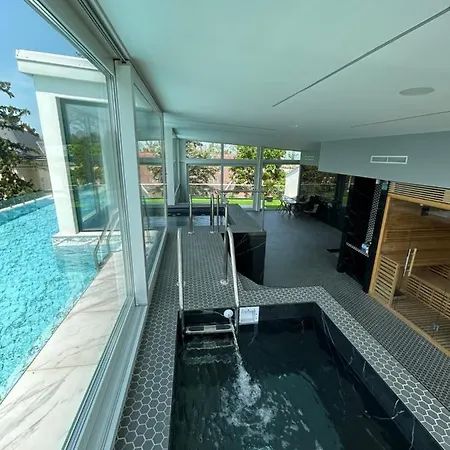 Bauhaus Dream Deluxe Hotell *